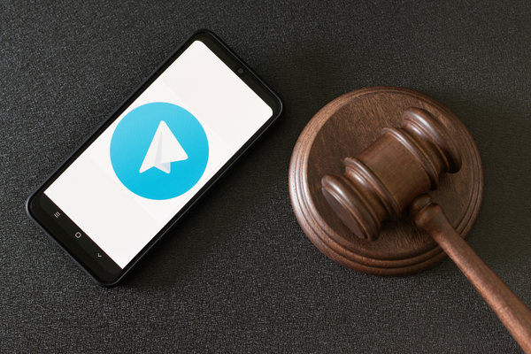 Telegram, chi è il responsabile dei contenuti?